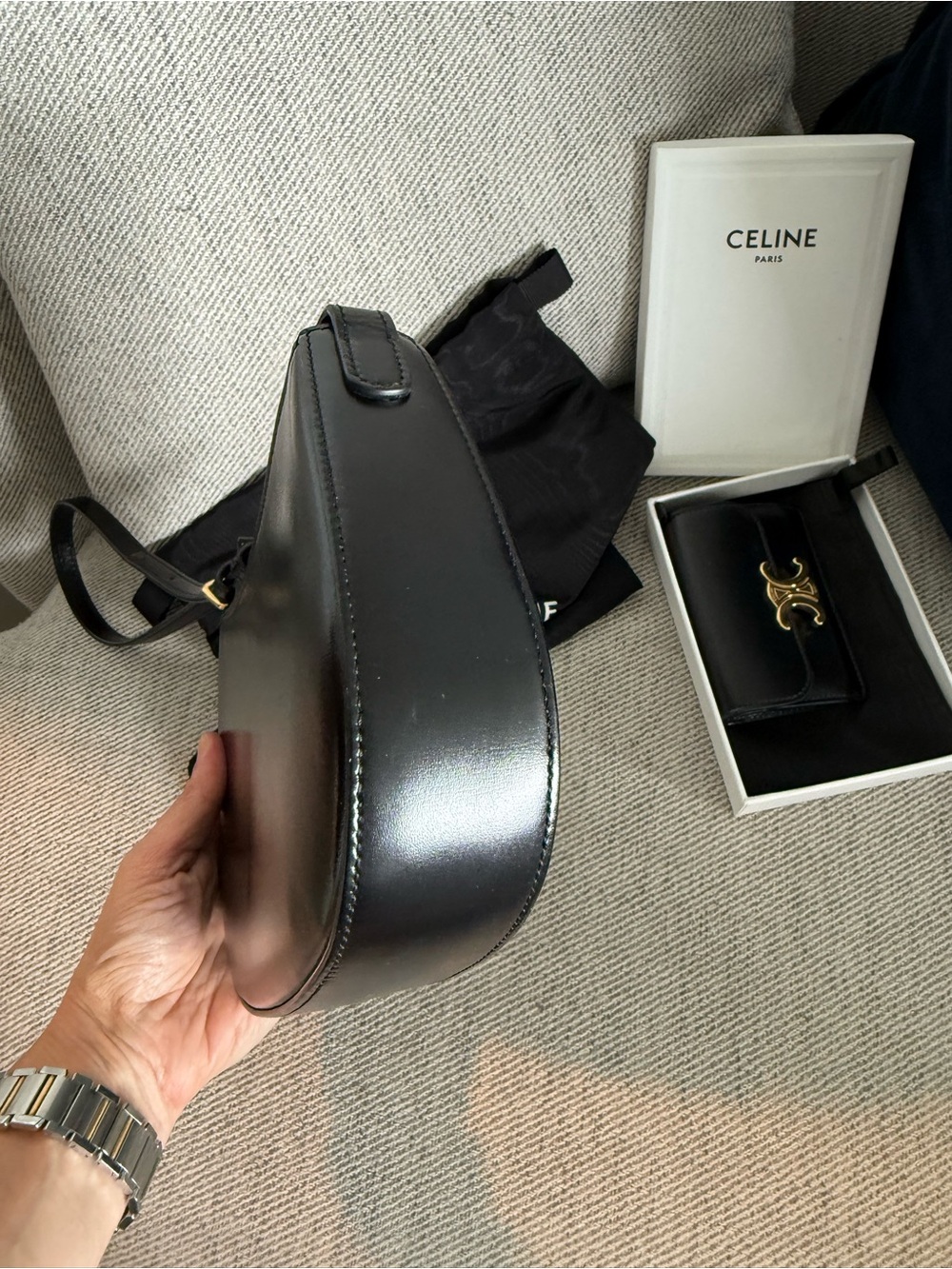 CELINE Black Triomphe Tilly Smooth Leather Shoulder Bag and Celine Wallet Bundle - Picture 10 of 11